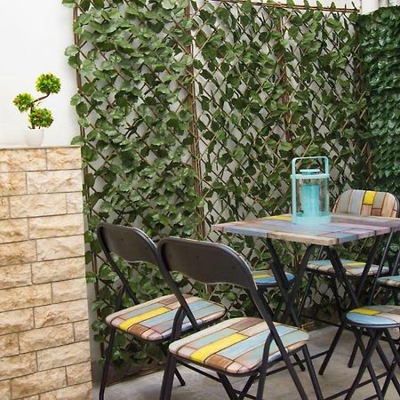 Cozy Apartment Near Monastiraki Athen Exterior foto